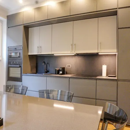 Darsena Contemporary - Spacious 2br A Few Steps From Centre Appartamento Milano